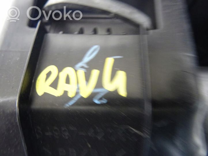 Toyota RAV 4 (XA40) Työkalupakki 6499742060