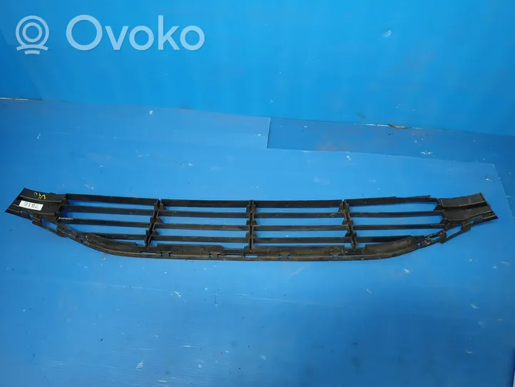 Volvo V40 Grille inférieure de pare-chocs avant 31353311