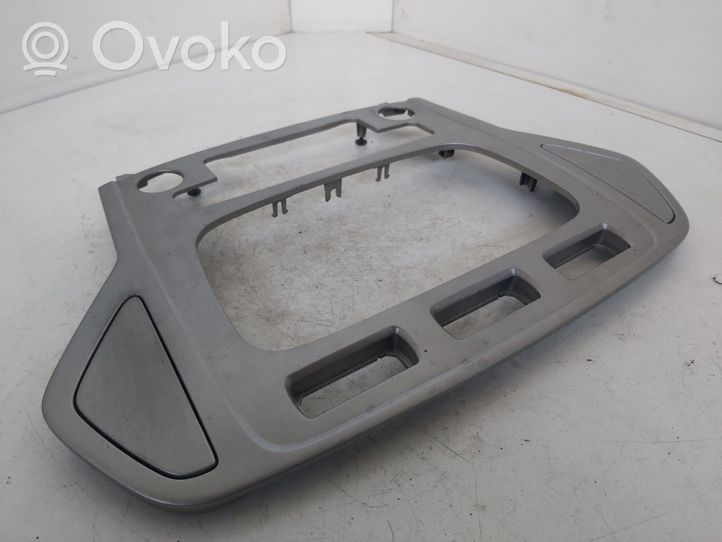 Ford Mondeo MK IV Rivestimento del pannello 