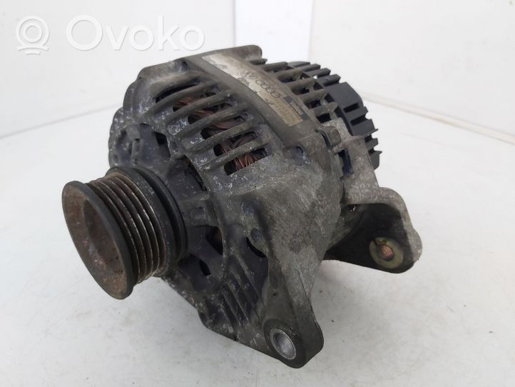 Volkswagen PASSAT B5 Alternator 