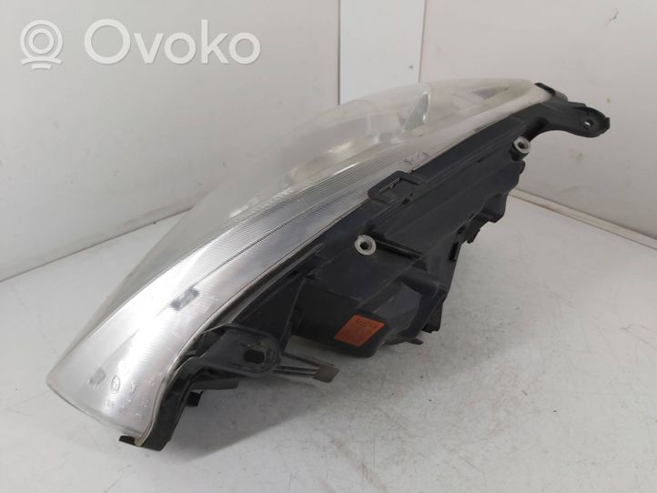 Opel Corsa C Lampa przednia 0096726