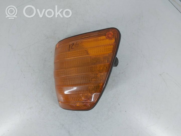 Mercedes-Benz S W116 Front indicator light 1305233001