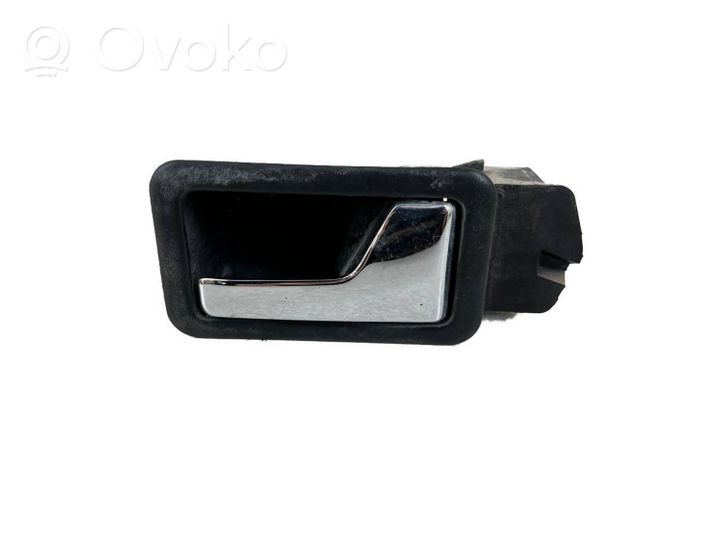 Audi 80 90 S2 B4 Rankenėlė atidarymo vidinė 893837020