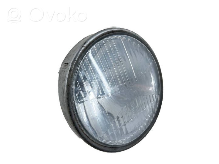 BMW 5 E28 Lampa przednia 310110480