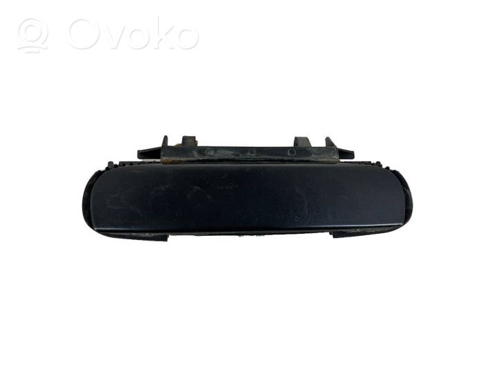 Audi A4 S4 B6 8E 8H Klamka zewnętrzna drzwi przednich 4B0839885