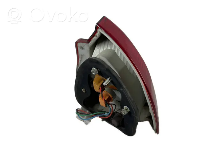 Mitsubishi Carisma Lampa tylna 151085