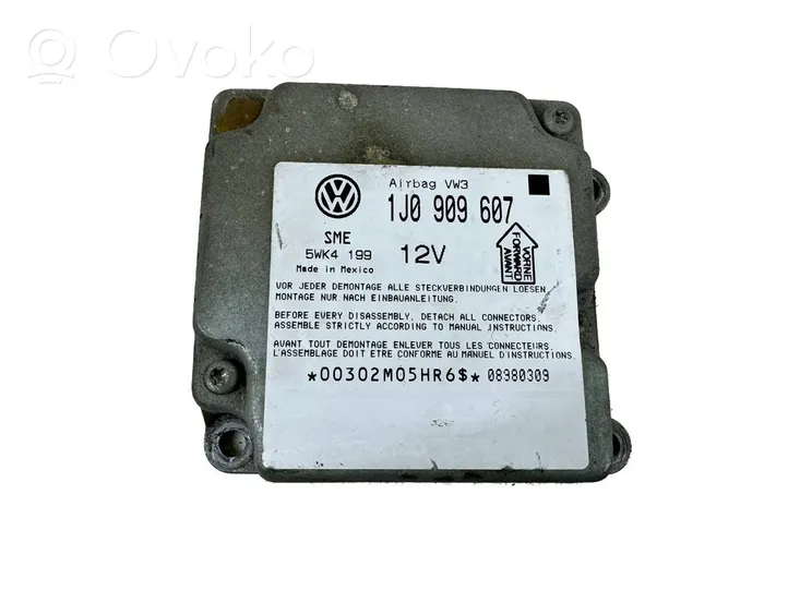 Volkswagen PASSAT B5 Module de contrôle airbag 1J0909607