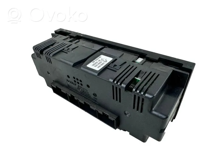 Volkswagen PASSAT B5.5 Climate control unit 3B1907044H