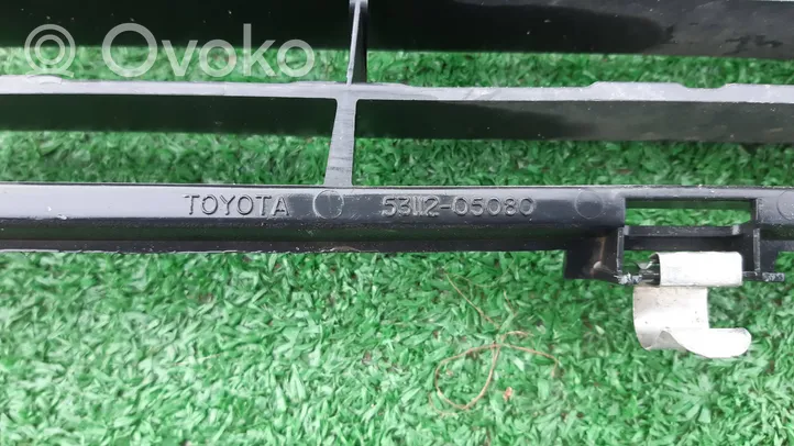 Toyota Avensis T270 Grille inférieure de pare-chocs avant 53112-05080