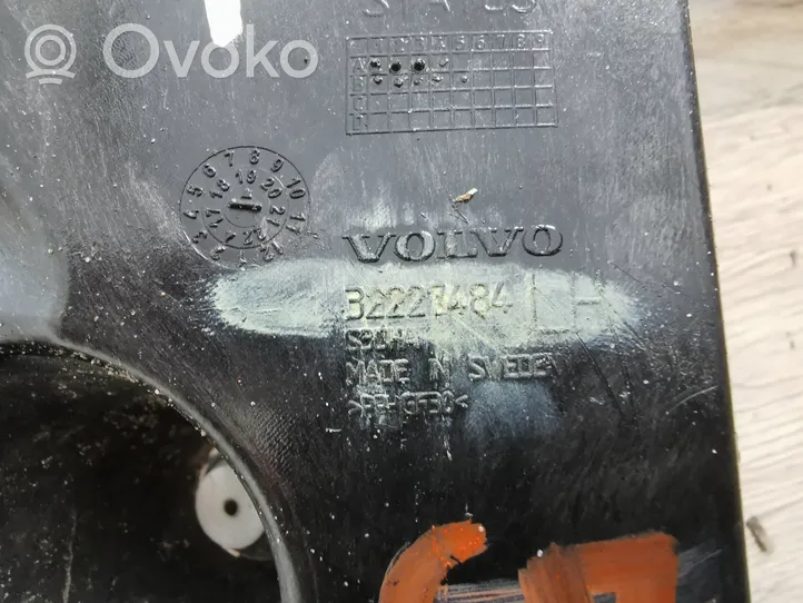 Volvo XC40 Uchwyt / Mocowanie zderzaka tylnego 32227484