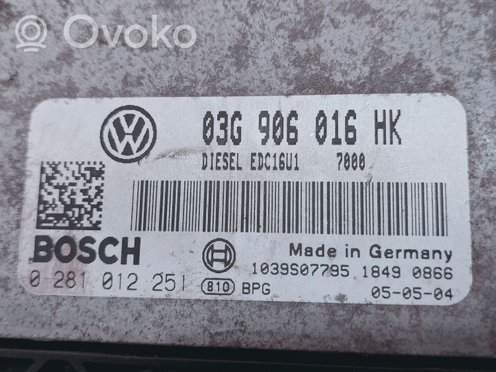 Volkswagen Touran I Calculateur moteur ECU 0281012251