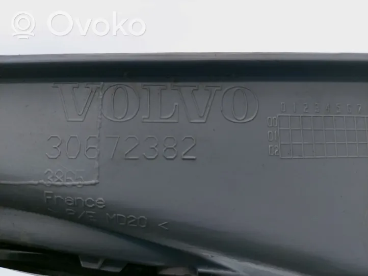 Volvo V50 Boczny element deski rozdzielczej 30672382