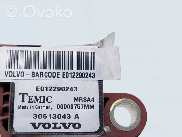 Volvo S40, V40 Airbag deployment crash/impact sensor 