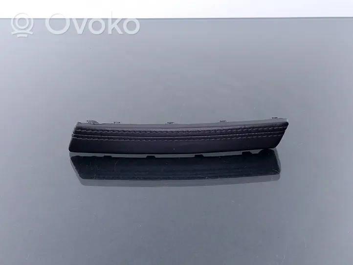 Volkswagen Touareg I Rear door handle cover 