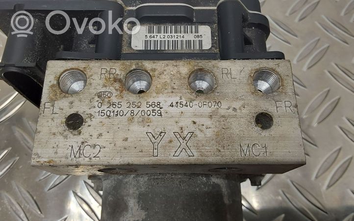 Toyota Verso ABS Pump 445400F070