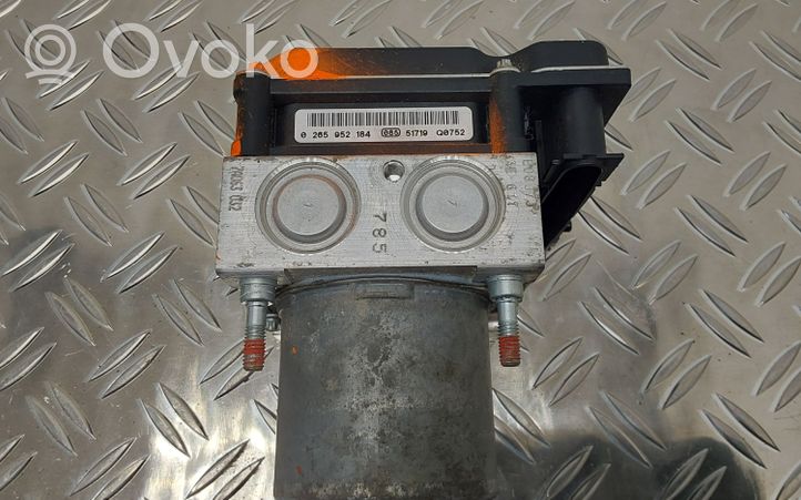 Toyota Verso ABS Steuergerät 445400F070