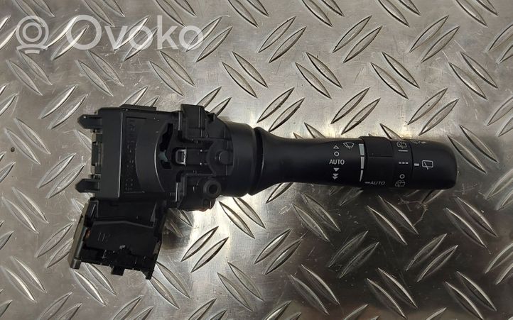 Toyota Verso Leva comando tergicristalli 17F381