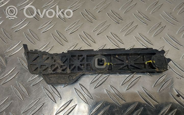 Toyota Yaris Galinis laikiklis bamperio 525750D030