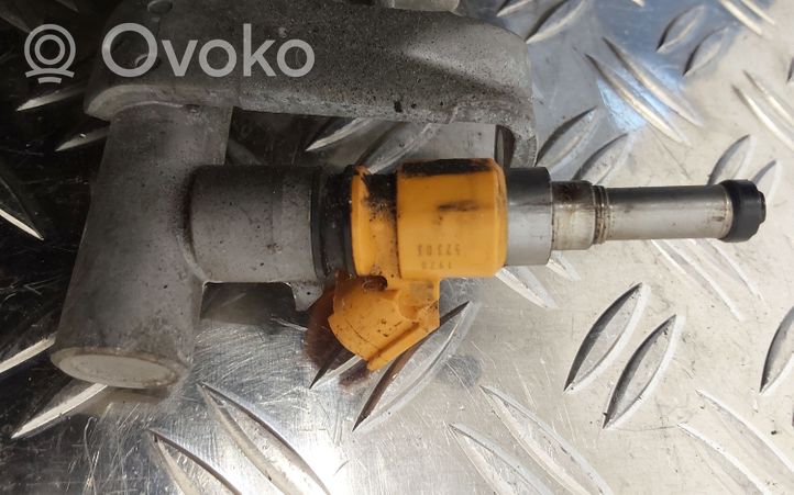 Toyota GT 86 Fuel injector 192052303