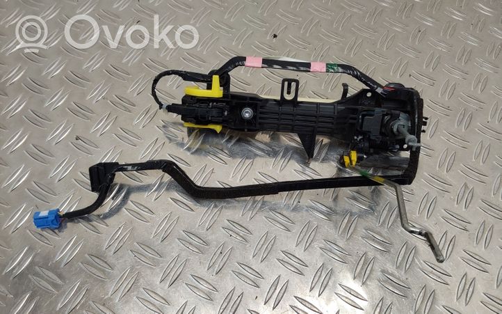 Toyota Prius+ (ZVW40) Klamka zewnętrzna drzwi przednich 8215647011