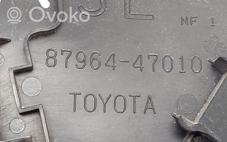 Toyota Prius (XW30) Otros repuestos del interior 8796447010