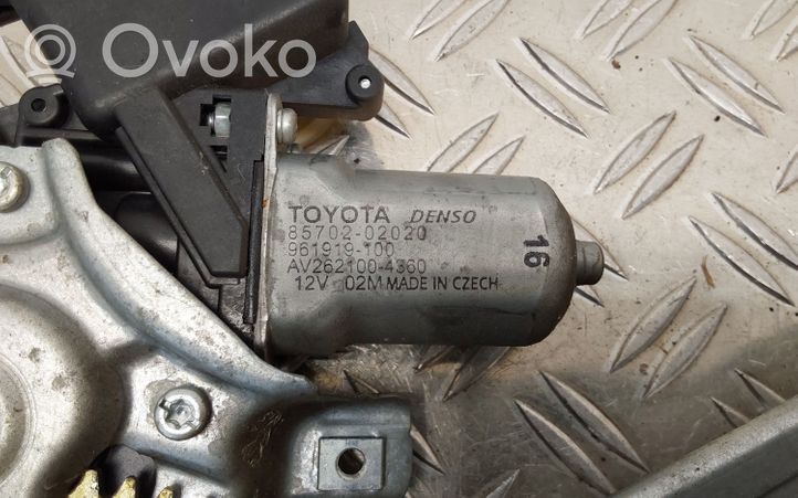 Toyota Avensis T270 Takaoven ikkunan nostomoottori 8570202020