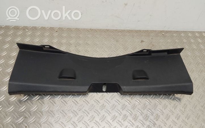 Toyota Yaris Protection de seuil de coffre 583870D090