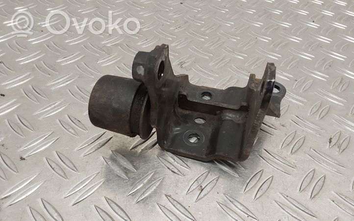 Toyota Corolla Verso AR10 Gearbox mounting bracket 