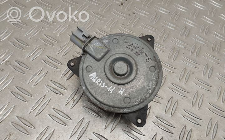 Toyota Auris 150 Jäähdyttimen jäähdytinpuhallin 163690T090