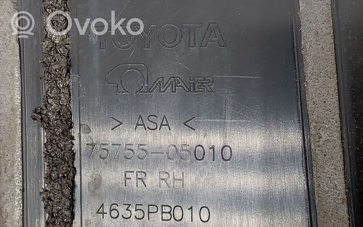 Toyota Avensis T270 Kita išorės detalė 7575505010