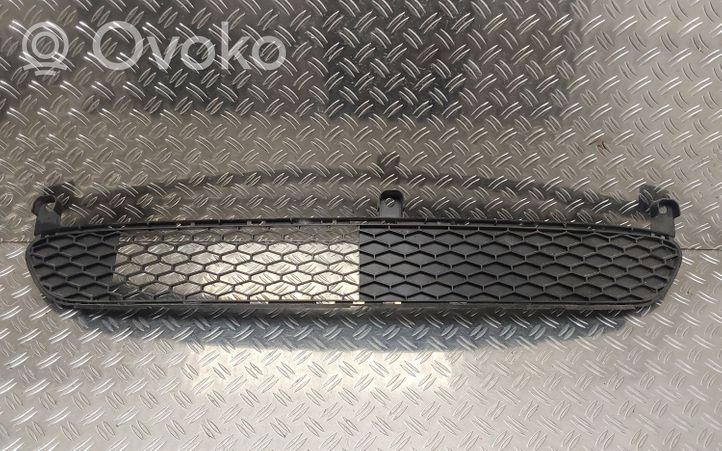 Toyota Aygo AB10 Kratka dolna zderzaka przedniego 531120H010