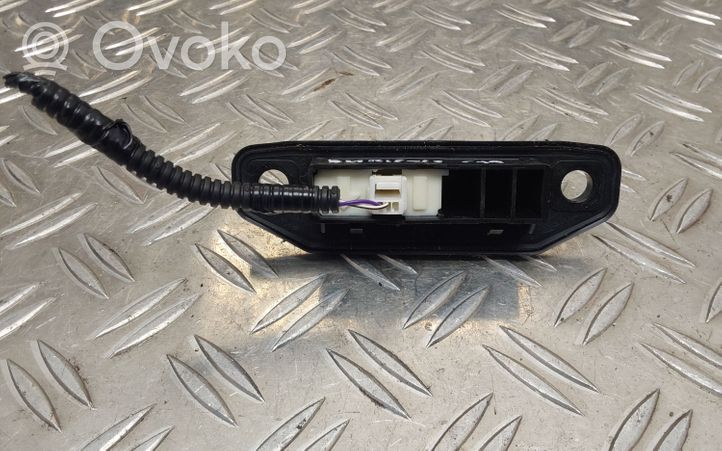Toyota Auris E180 Przełącznik / Przycisk otwierania klapy bagażnika 