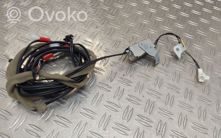 Toyota Avensis T250 Amplificatore antenna 141861222