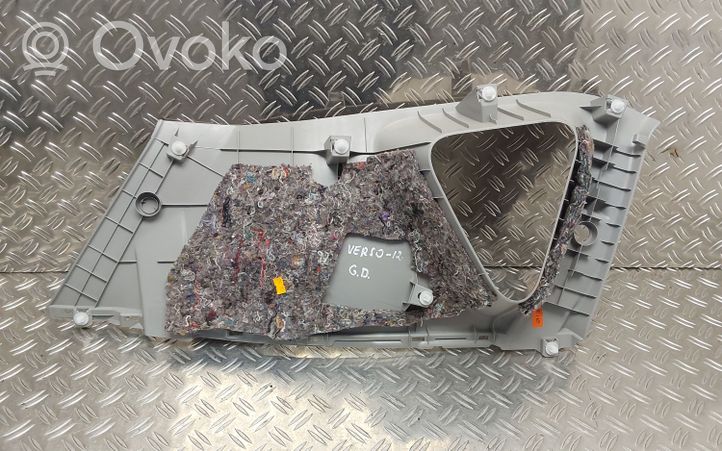 Toyota Verso Garniture vitre latérale arrière 624700F030