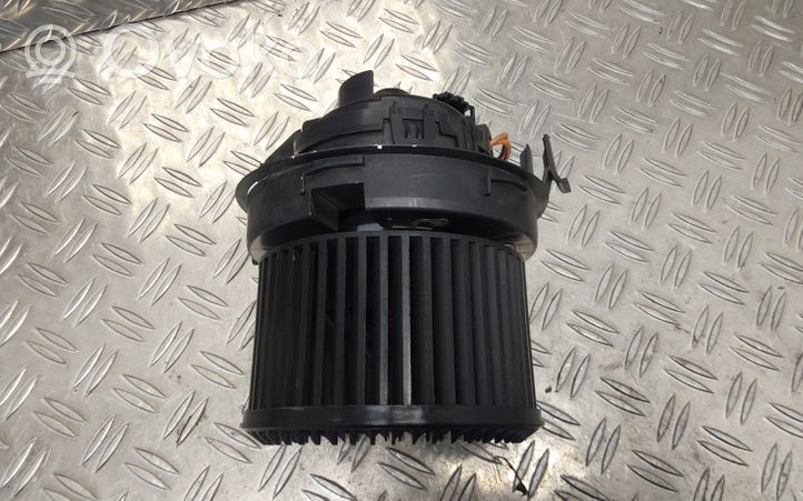 Toyota Aygo AB40 Ventola riscaldamento/ventilatore abitacolo T918262