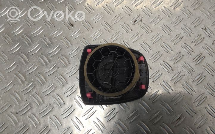 Toyota Yaris Šoninės oro grotelės 554040D030