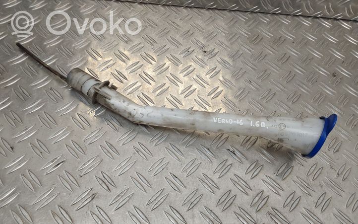 Toyota Verso Tubo para rellenar el depósito del líquido limpiaparabrisas 