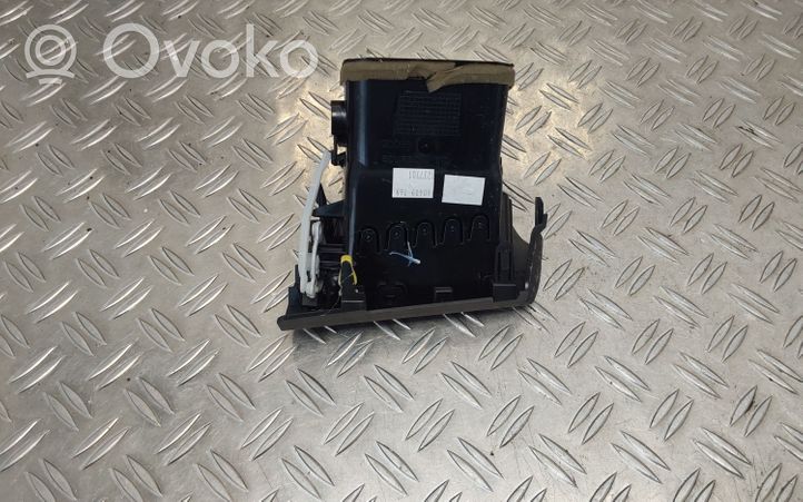 Toyota Verso Šoninės oro grotelės 556500F020