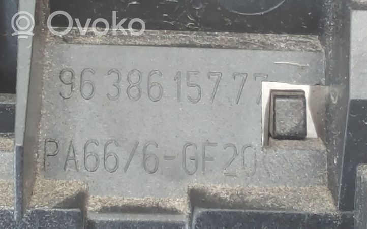 Toyota Proace Takaluukun/tavaratilan luukun ulkokahva 9638615777