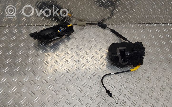 Citroen C4 III e-C4 Etuoven lukko 9832788680