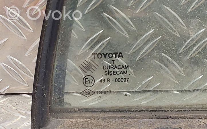 Toyota Corolla E120 E130 Fenêtre latérale vitre arrière 43R00097