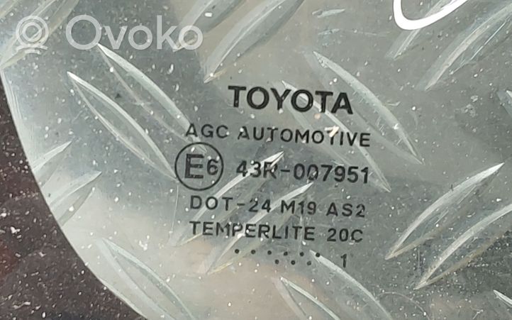 Toyota Auris 150 Szyba przednia karoseryjna trójkątna 43R007951