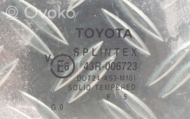 Toyota Avensis T250 Vetro del finestrino della portiera posteriore 43R006723