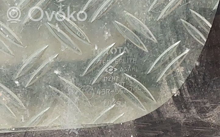 Toyota Yaris Verso Galinis šoninis kėbulo stiklas 43R006705