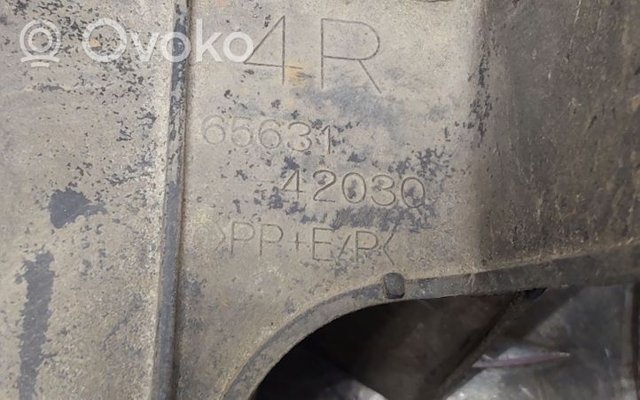 Toyota RAV 4 (XA40) Osłona / Nakładka progu 6563142030