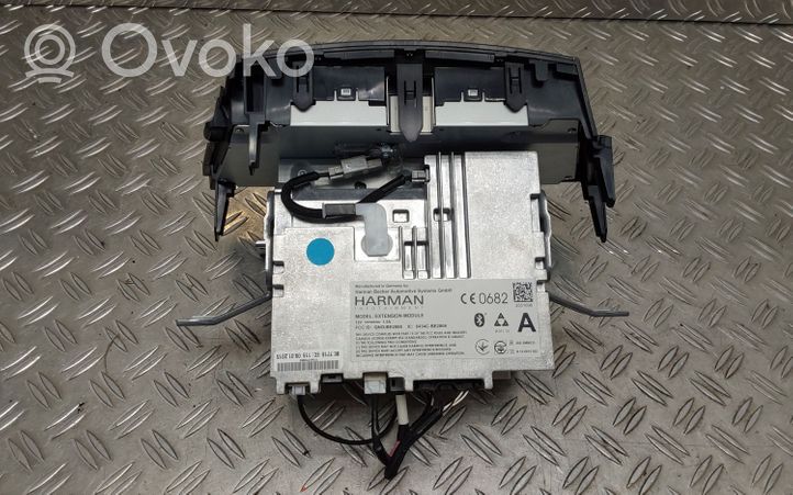 Toyota Prius+ (ZVW40) Radio/CD/DVD/GPS-pääyksikkö 8614047230