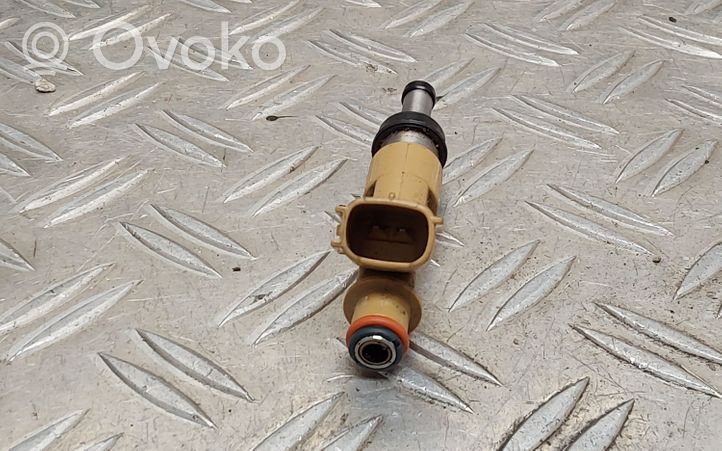 Toyota Prius+ (ZVW40) Injecteur de carburant 232500T030