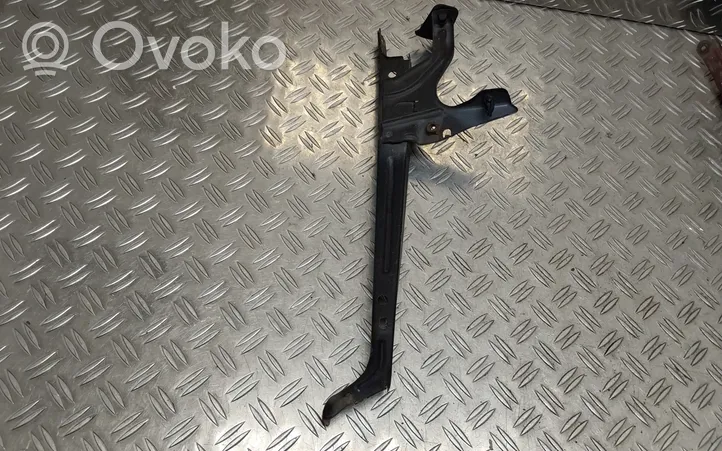 Toyota Corolla Verso E121 Staffa del pannello di supporto del radiatore 