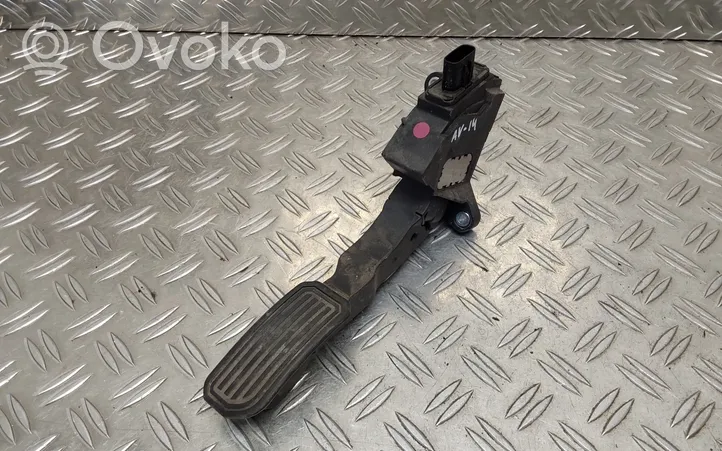 Toyota Avensis T270 Gaspedal 7811002022