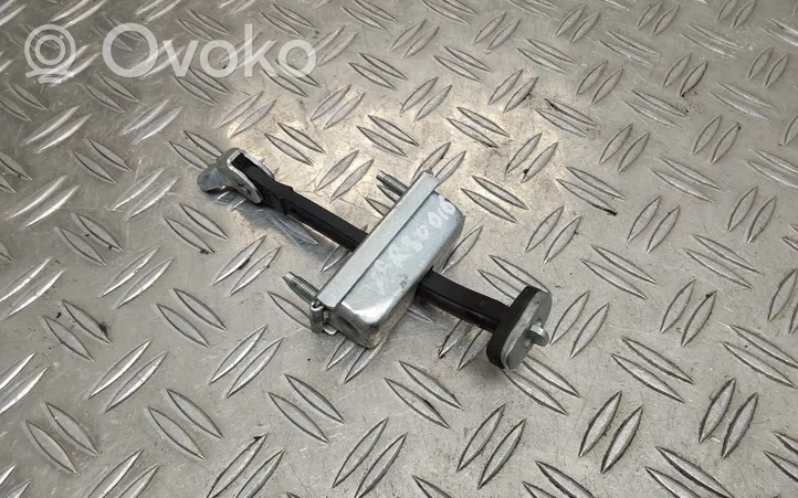 Toyota Verso Tope freno de puerta trasera 686300F011